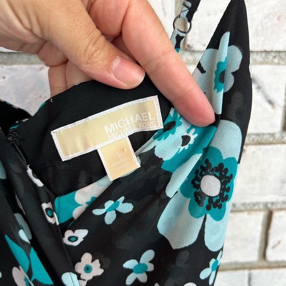 Michael Kors | Blue and Black Floral Jumpsuit - Picture 5 of 8